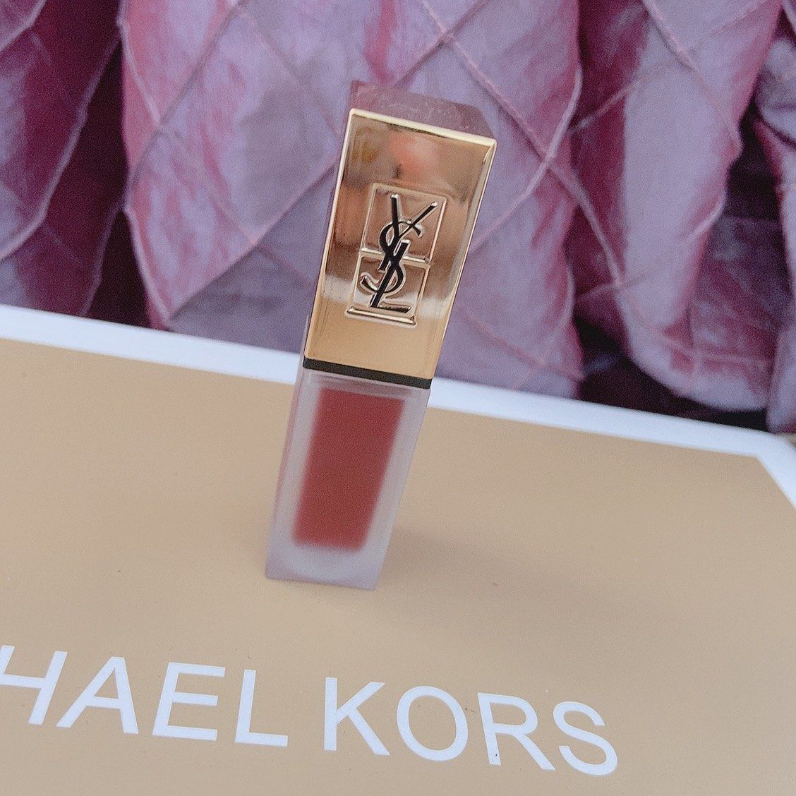 适合秋冬的ysl丝绒哑光唇釉0️⃣8️⃣号  论秋冬显白的色