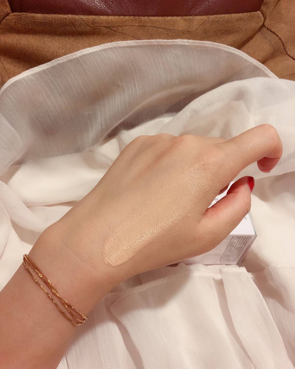 Dior家隐藏款的粉底液---迪奥修复焕彩精华粉底液  我真