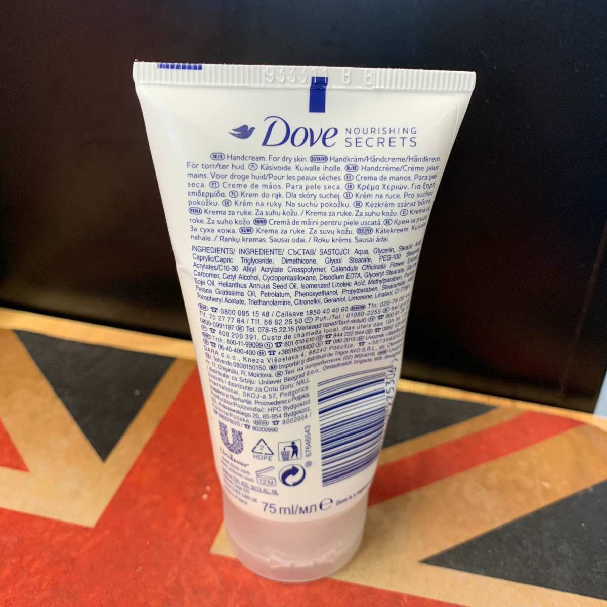 dove牛油果金盏花护手霜  ✨又能用新味道的护手霜了，开心