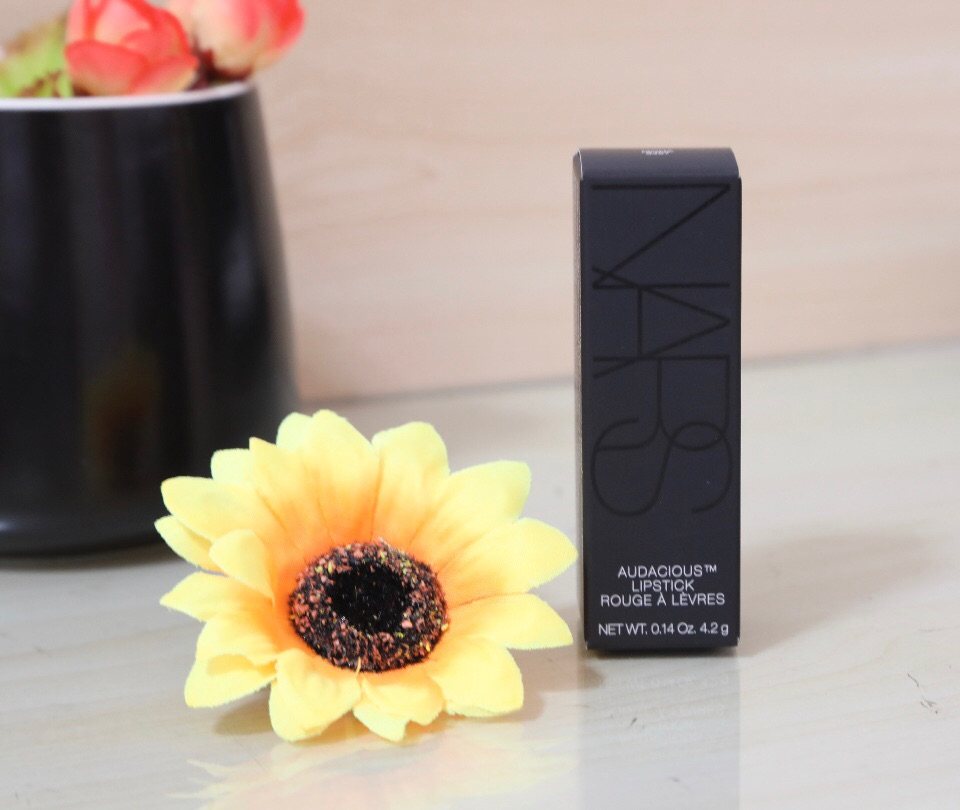 🍁Nars Mona～那一抹红棕 这支也算是老网红了，当年