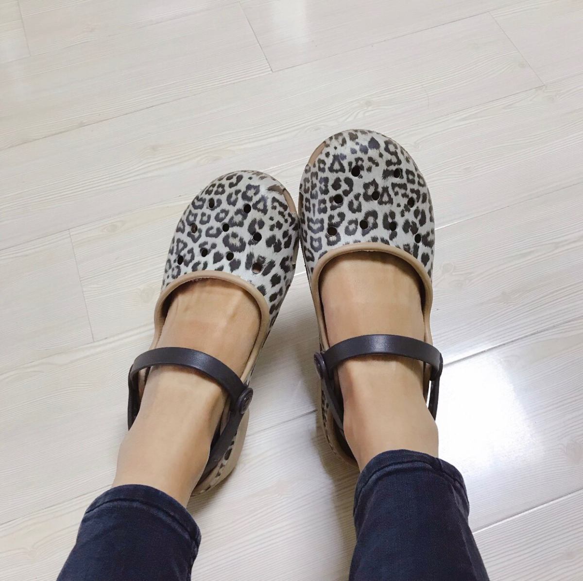 👣Crocs豹纹玛丽珍 🔹购买渠道：6pm 🔹价格：1