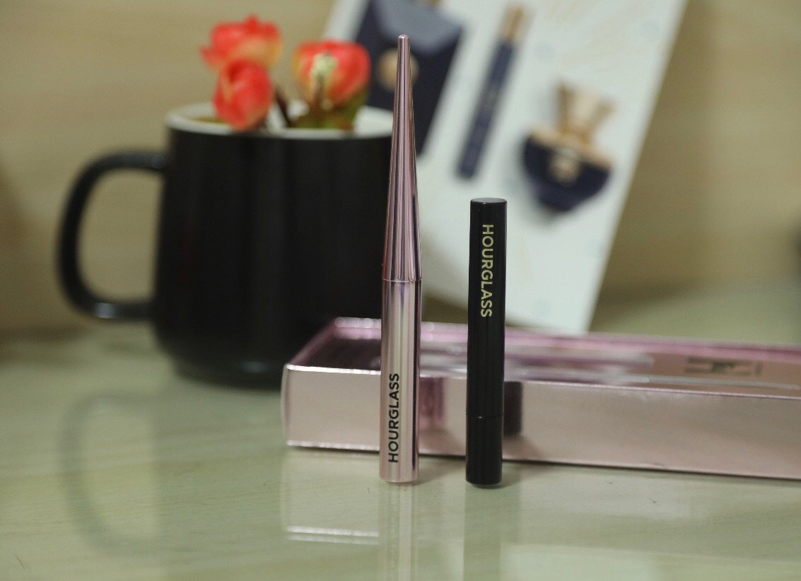 🌸Hourglass烟管口红套装～ 这个套装来自美国sep