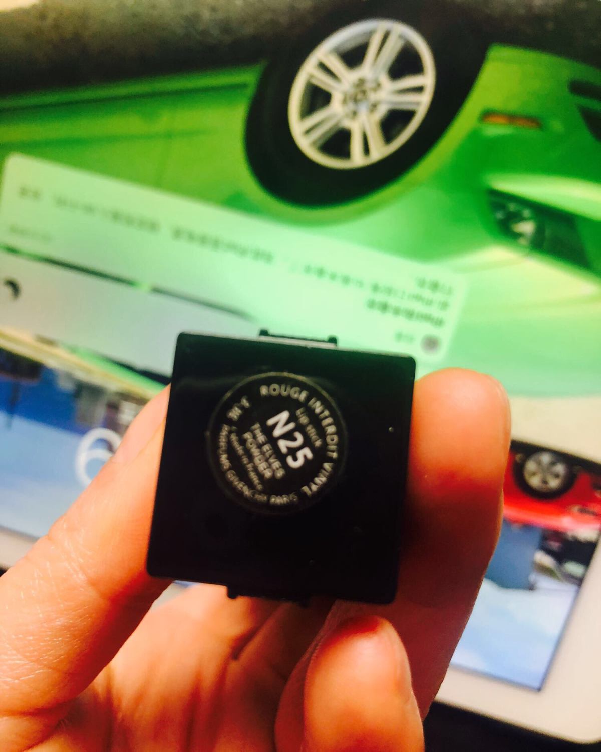 九月打卡NO.10  纪梵希是一个品牌也是一个人，我特别喜欢