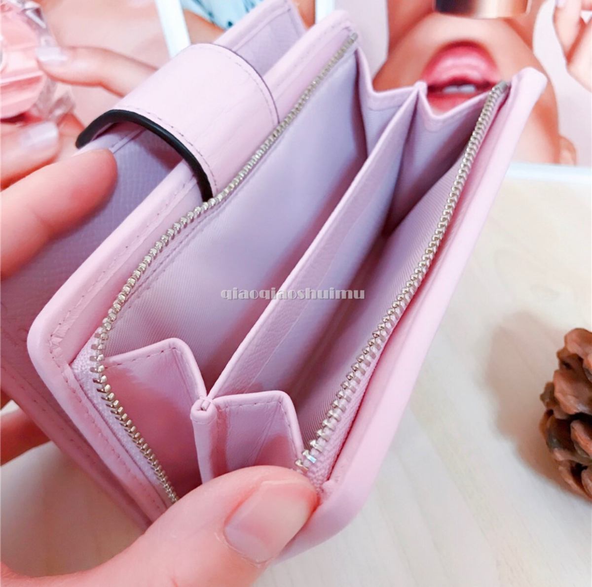 👛coach短款钱包～粉嫩嫩的小可爱～ 这款coach钱包