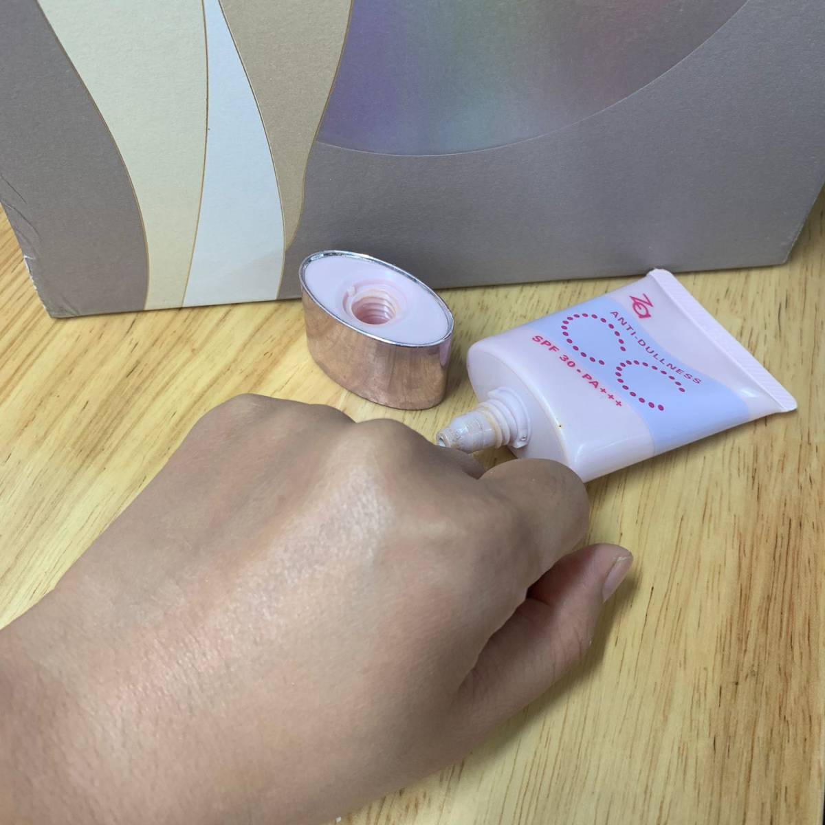 za裸妆cc霜  ✨这个cc霜是好早前买的了，其实刚买的时候