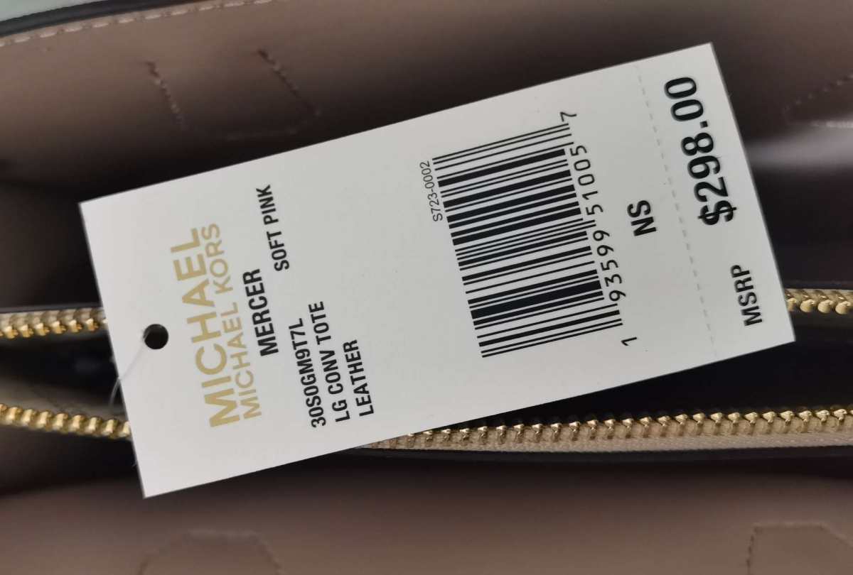 MK官网包包到货 今天真的是意外惊喜，我已经好几天都没有看过