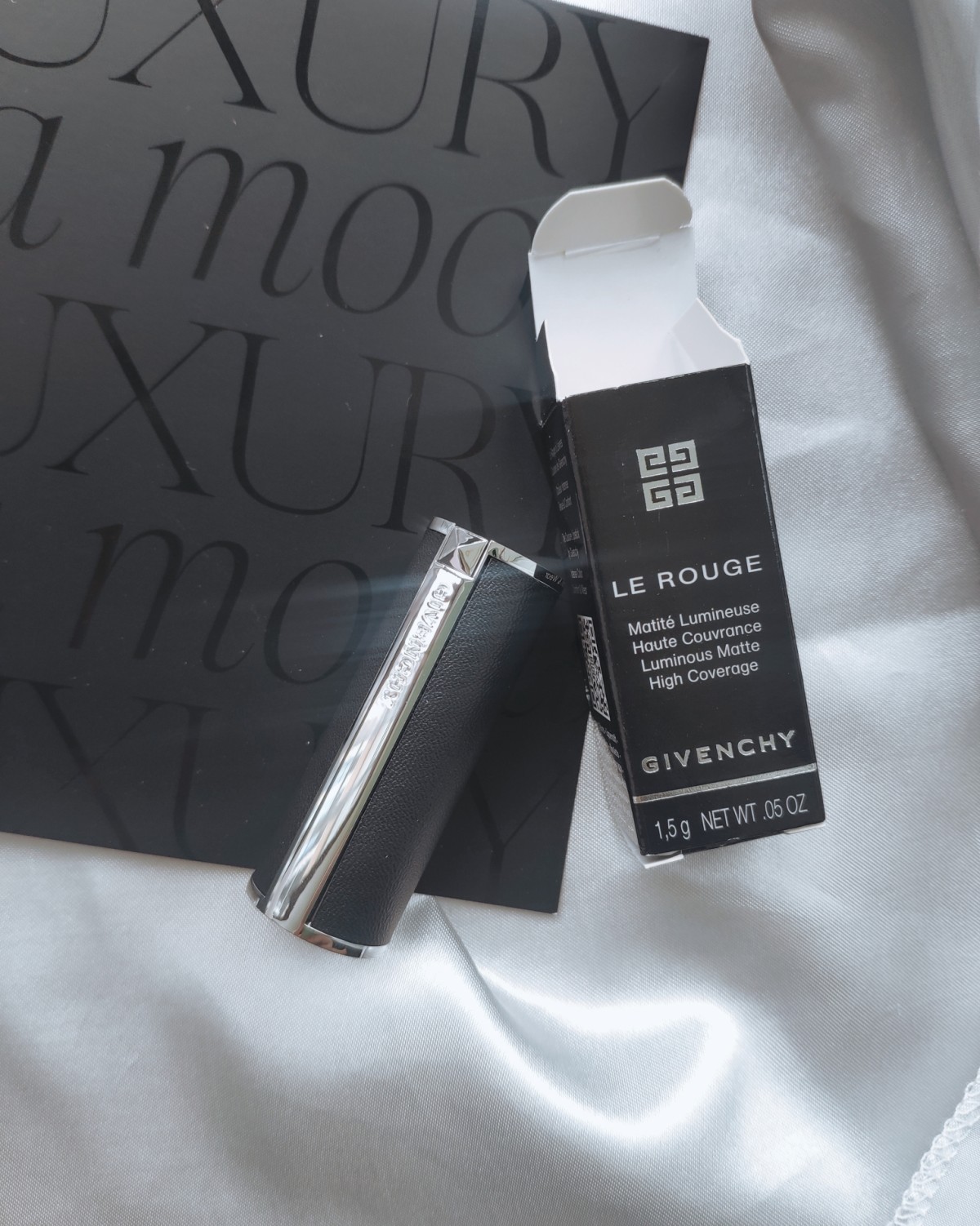 纪梵希333中样购于美国丝芙兰，真的敲美的色号，谁图谁好看那