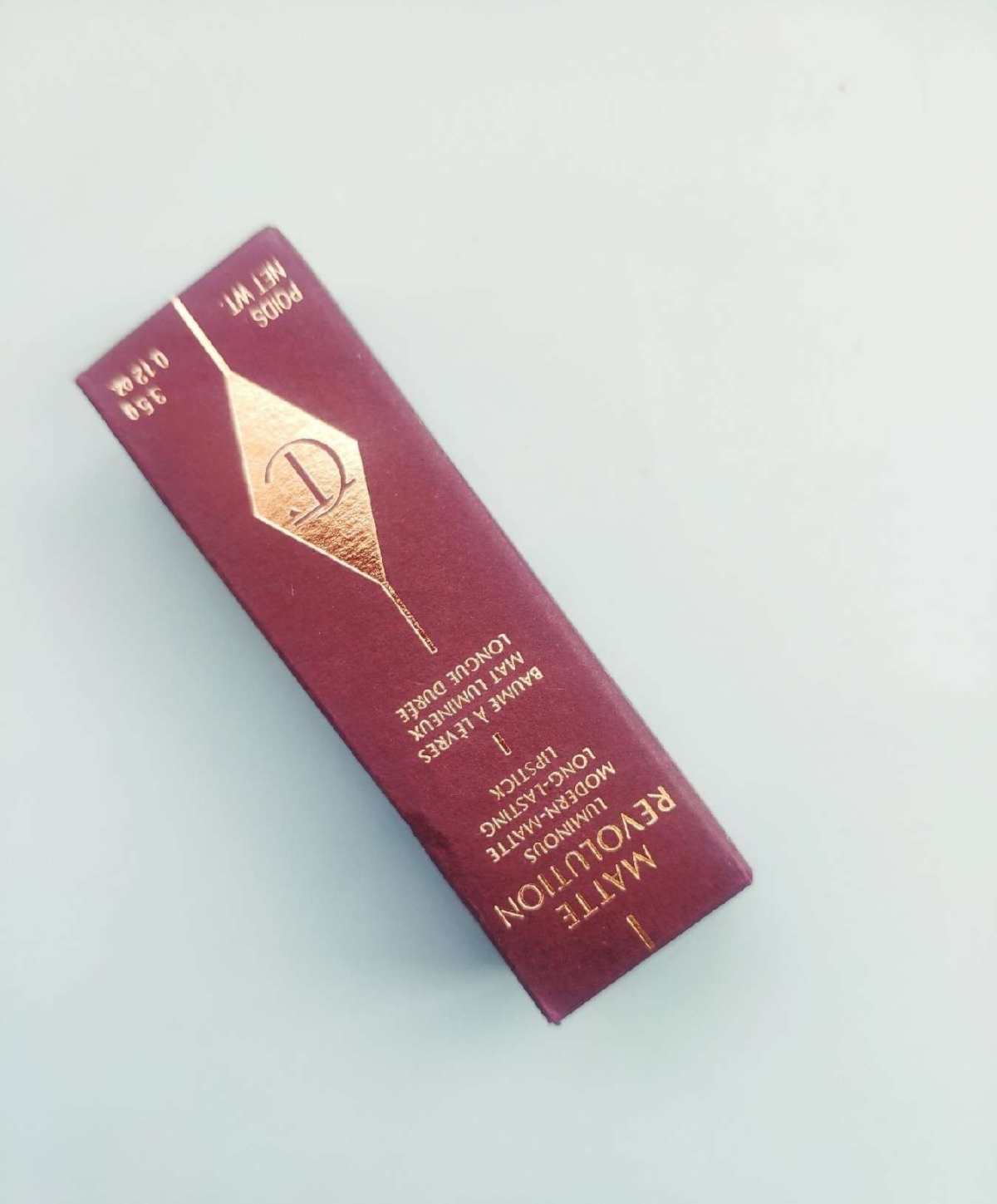 CT的口红色号wos绝美豆沙色，比Mac的好看多了 不过还是