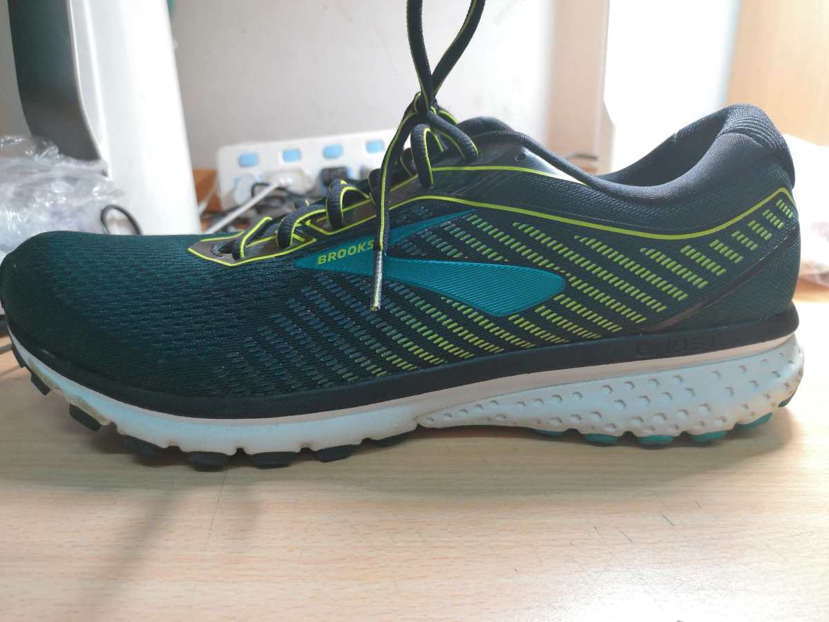 Brooks ghost 12，中环转运标准线，物流一如既往