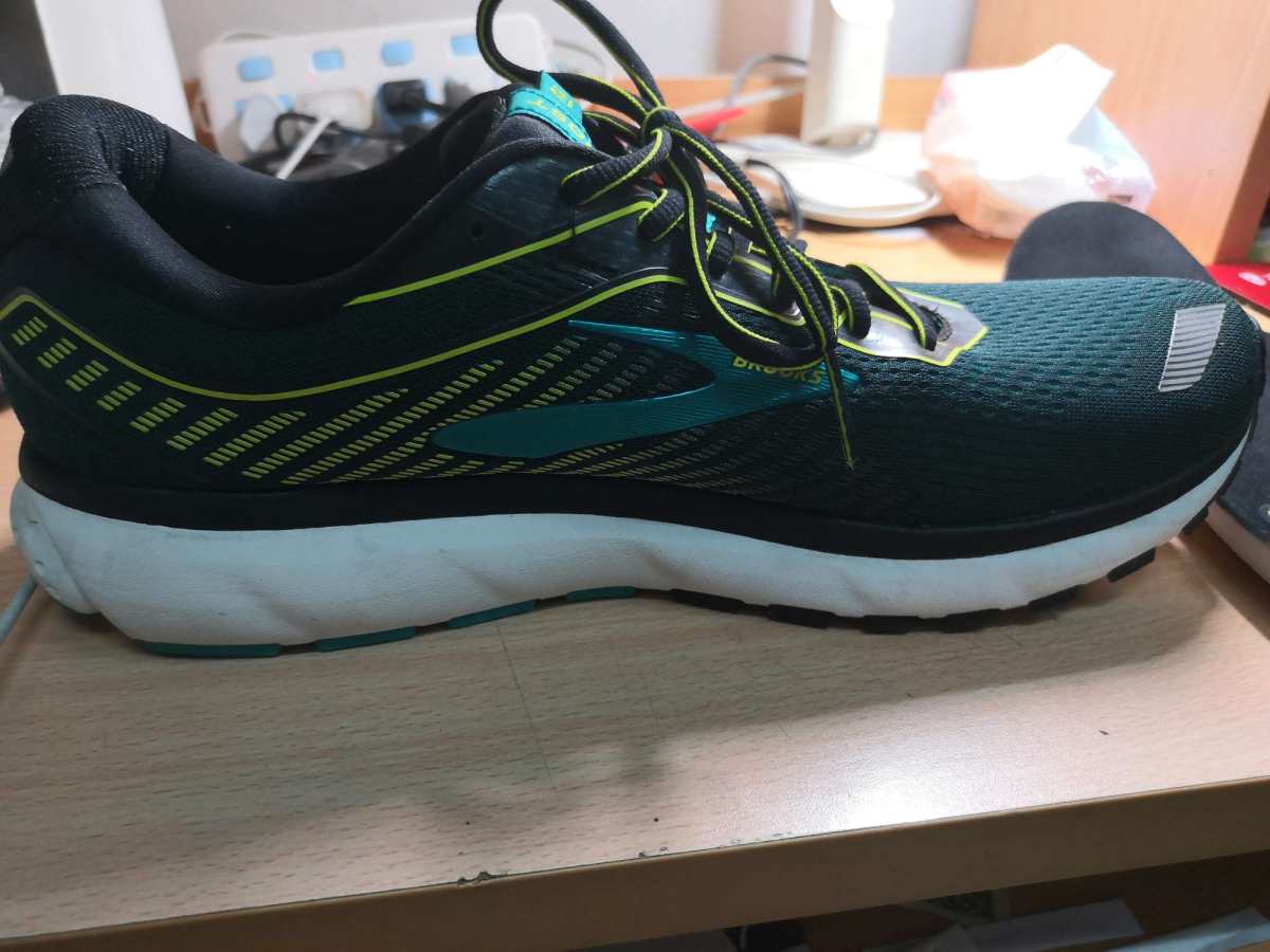 Brooks ghost 12，中环转运标准线，物流一如既往