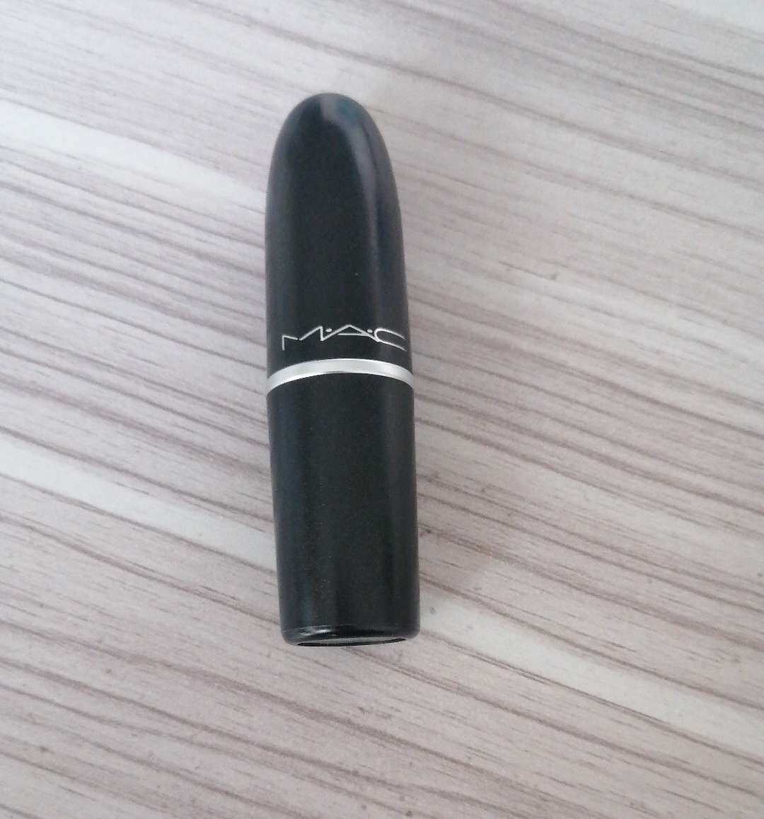 亚马逊海外购值得买：MAC小辣椒 187.1+税和运费 购买