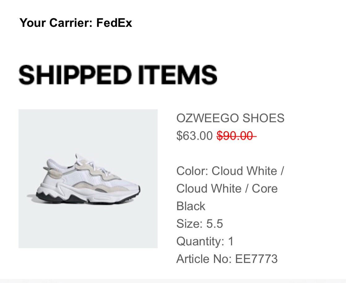 🇨🇳国庆假期出去逛街的时候，经过Adidas，看到这双鞋