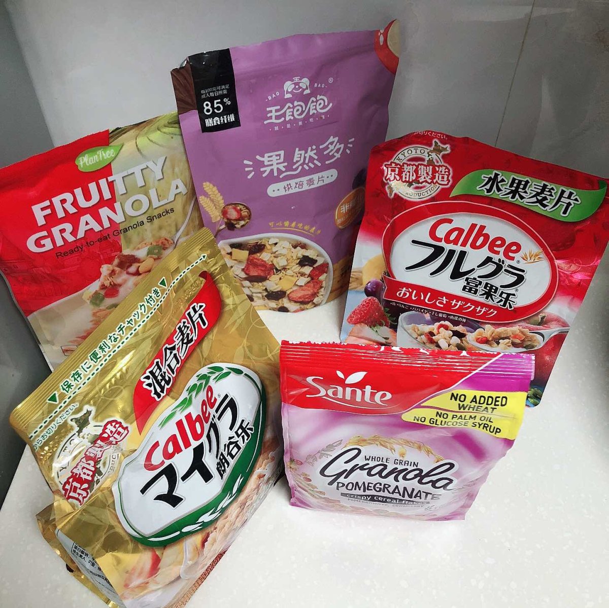 每天早餐面包+牛奶？太单调了！  🍒**一款燕麦片（水果麦