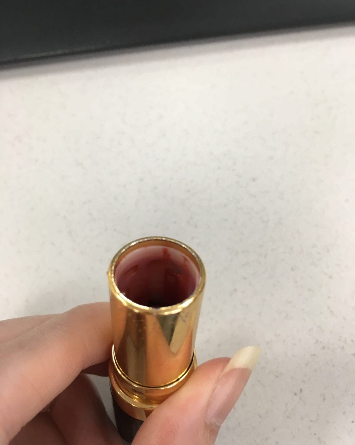 如何防止家里的小恶嚯嚯化妆品 昨天刚夸了一波225，今天就被