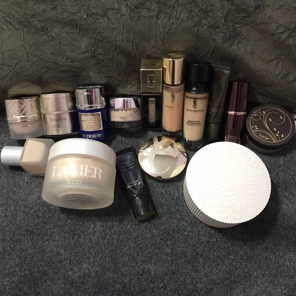 🌈口红控和粉底控来咯～ 要问这近一年多时间最省的是什么，那