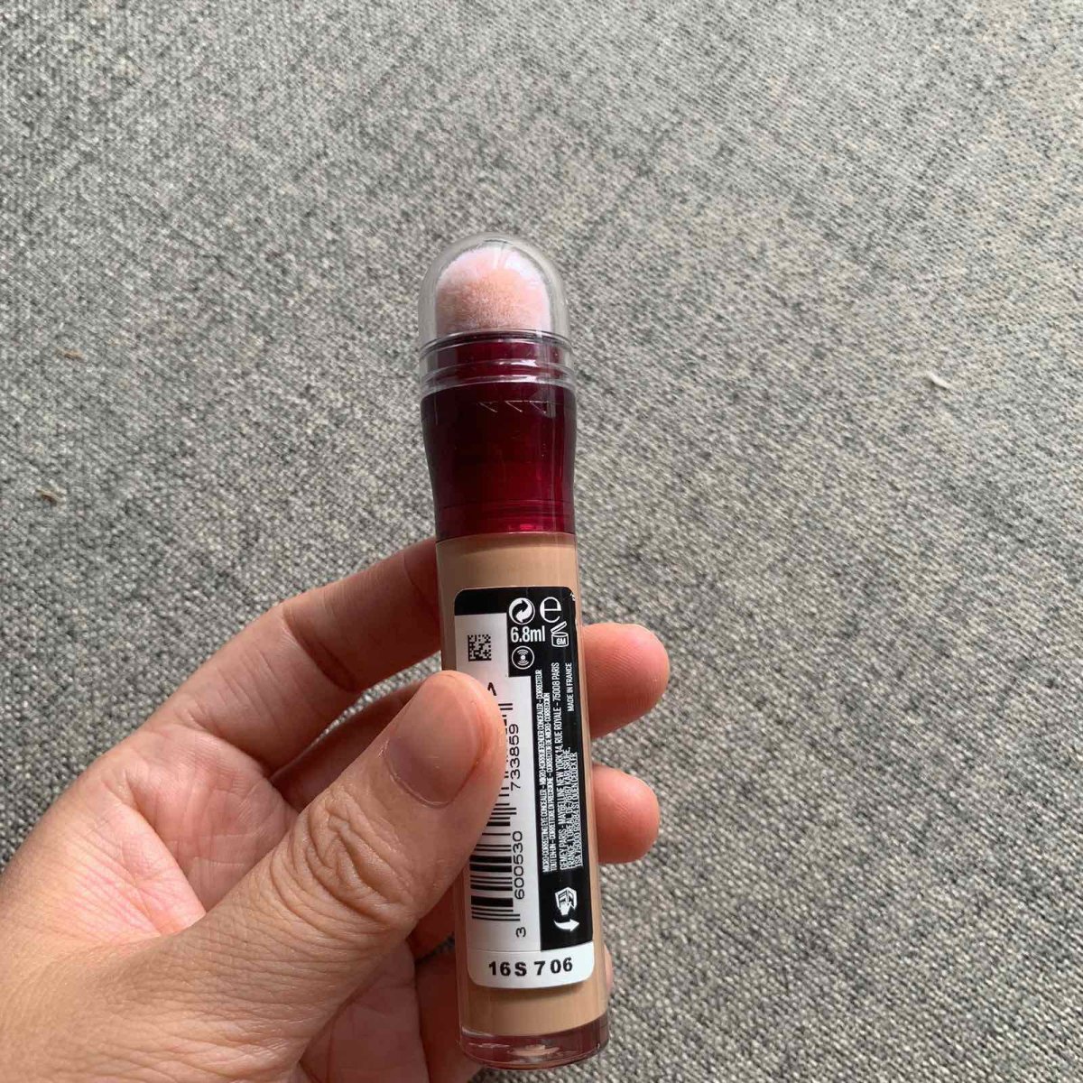 亚马逊海外购值得买之美宝莲 Eraser 眼部遮瑕膏  ✨年