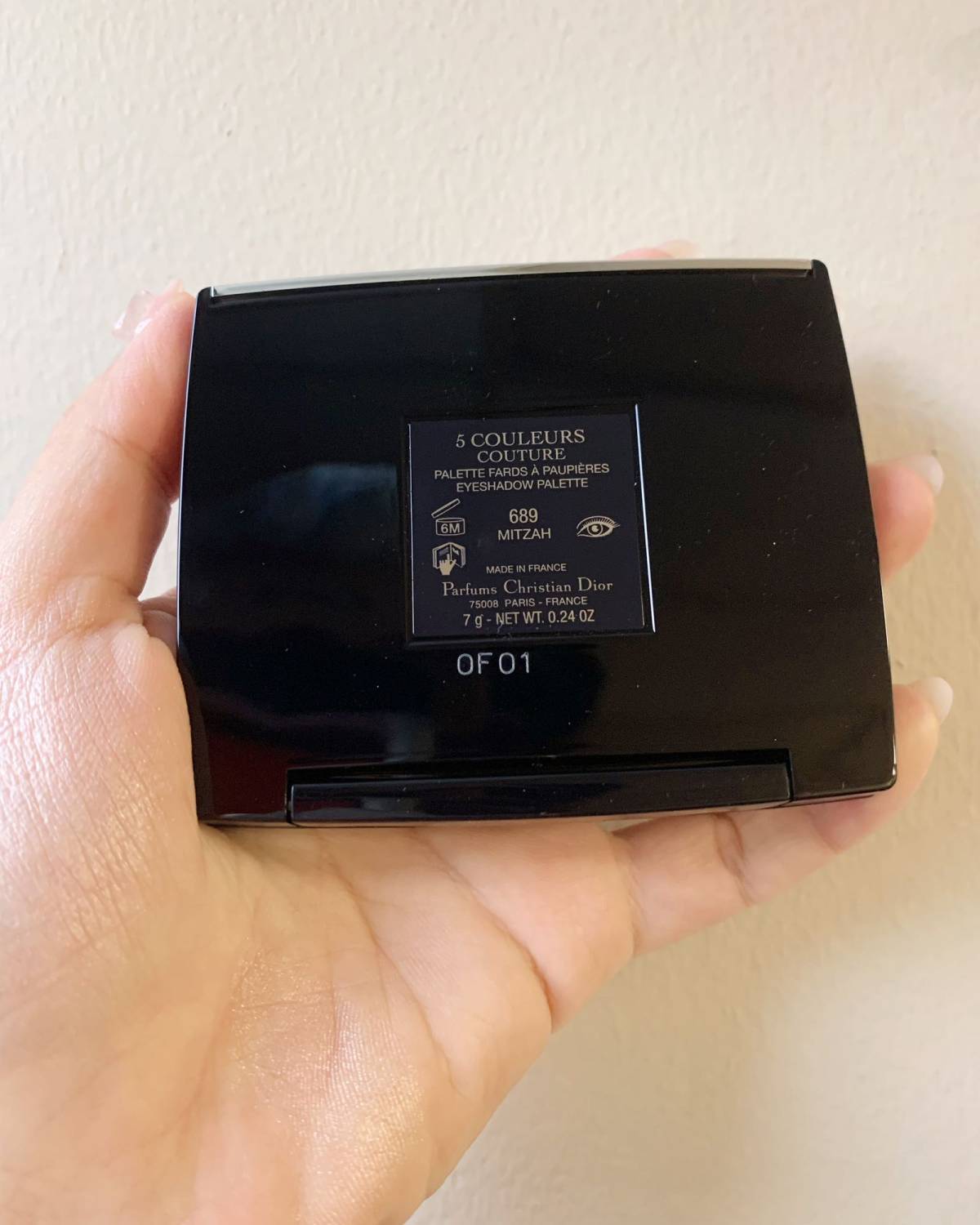 Dior/迪奥限量五色眼影 色号689   有种温柔的暖棕色