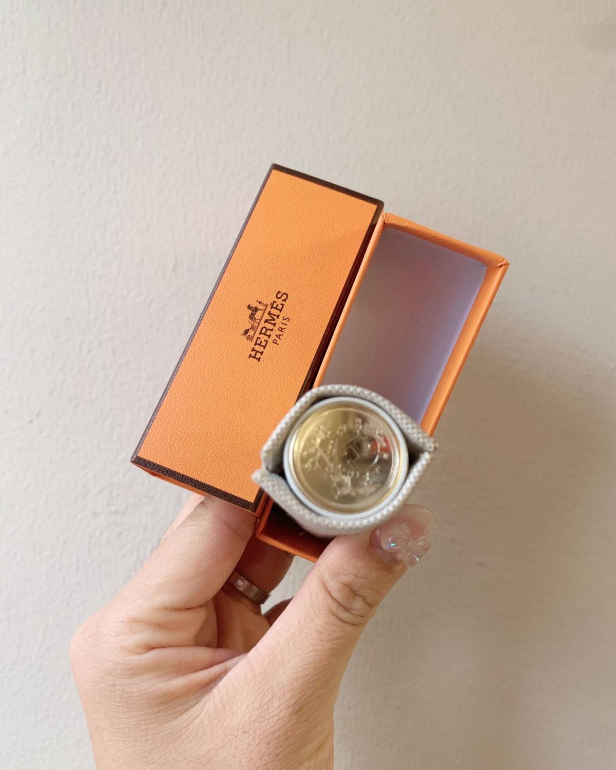 Hermes爱马仕口红缎哑光拼色唇膏85     色号85 