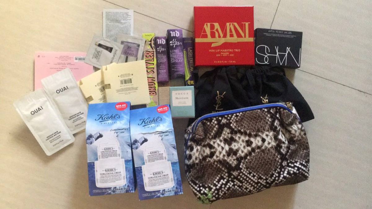 来晒一下今日份开箱，基本都是丝芙兰买的  大家应该都很熟悉，