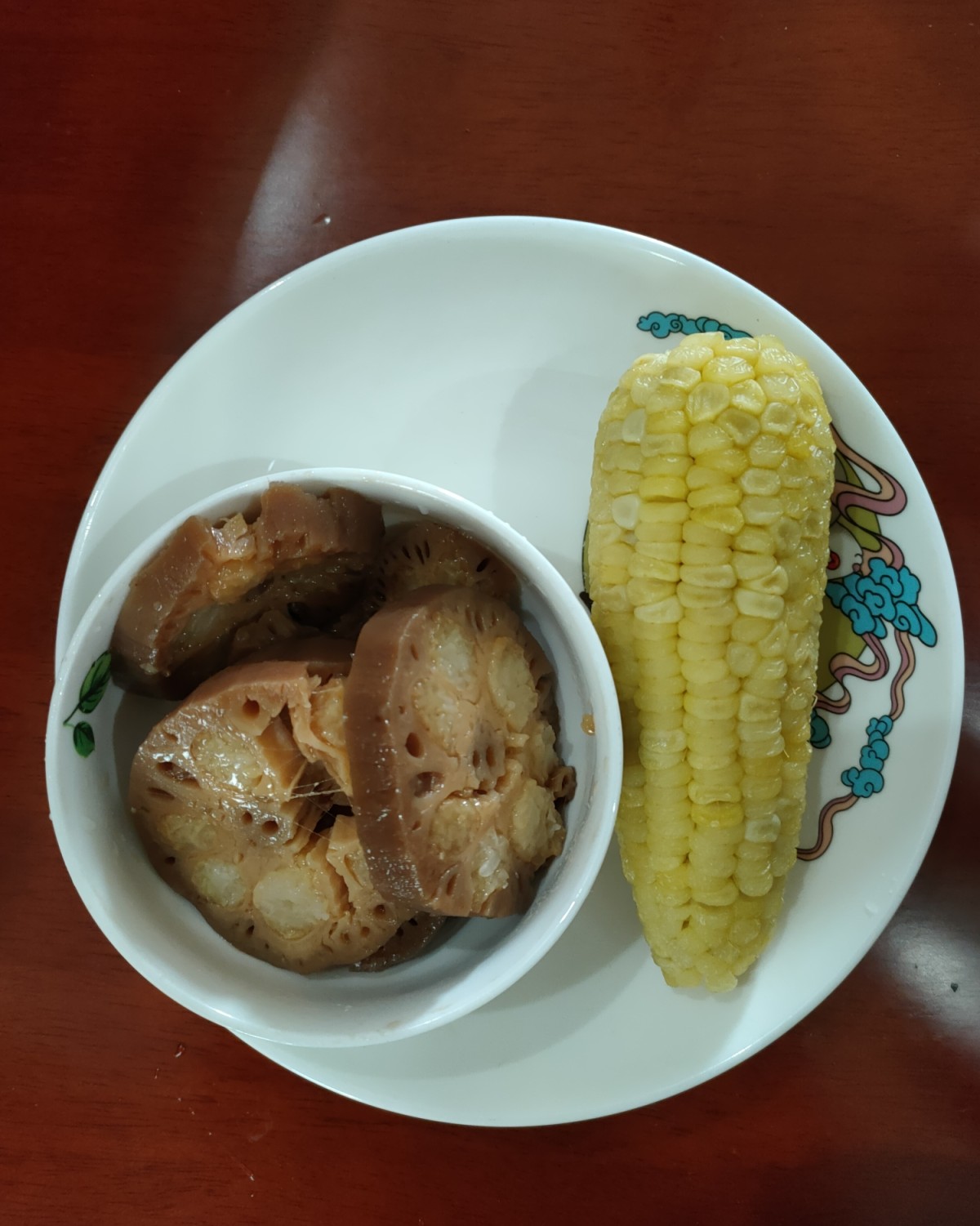 秋膘大作战打卡第19天，早上依然是空腹一大杯温开水，一杯小酸