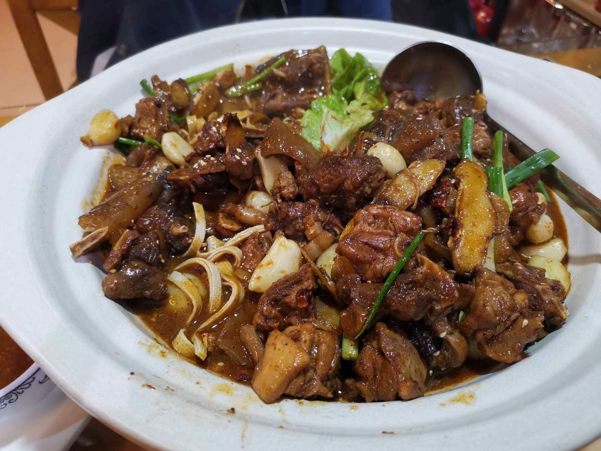 秋膘大作战打卡day21 1、今天周1，早餐吃了一个鸡蛋饼，