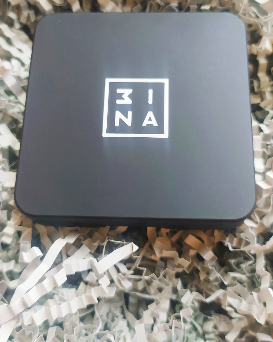 ✨3ina粉饼开盒  3ina我之前有开箱腮红和唇釉，感兴趣