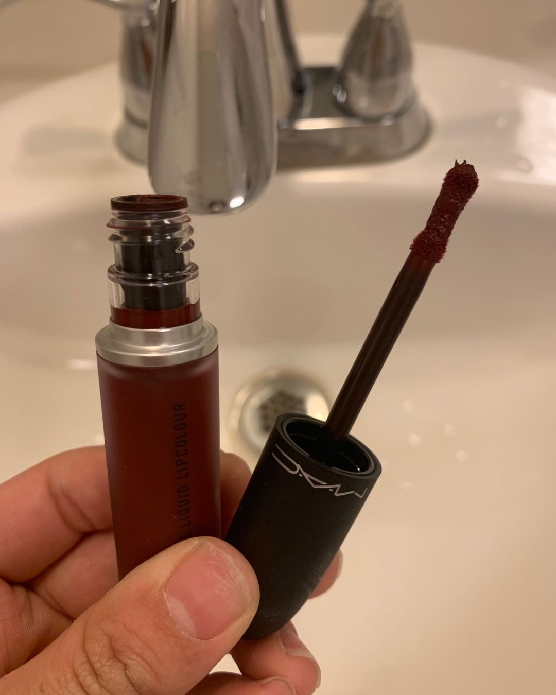 新入手mac994  超稀饭，这只浓郁浆果色谁能扛得住  这