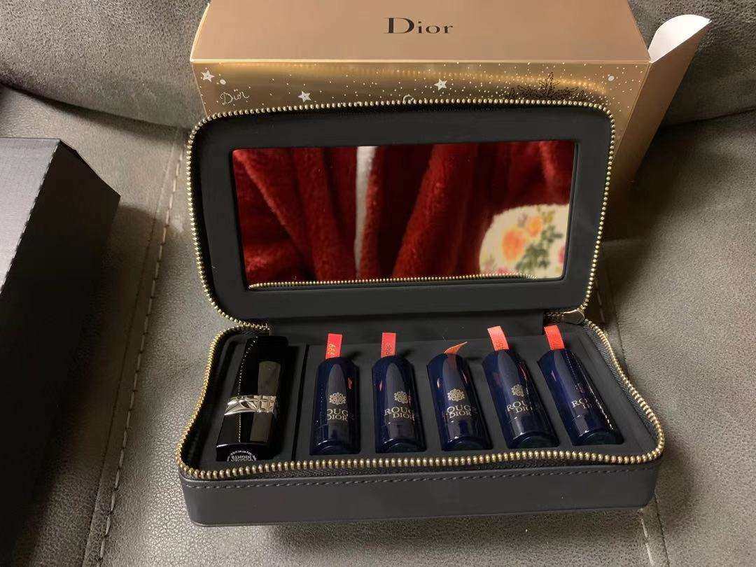 Dior 2020圣诞口红套盒  Dior今年的圣诞限量口红
