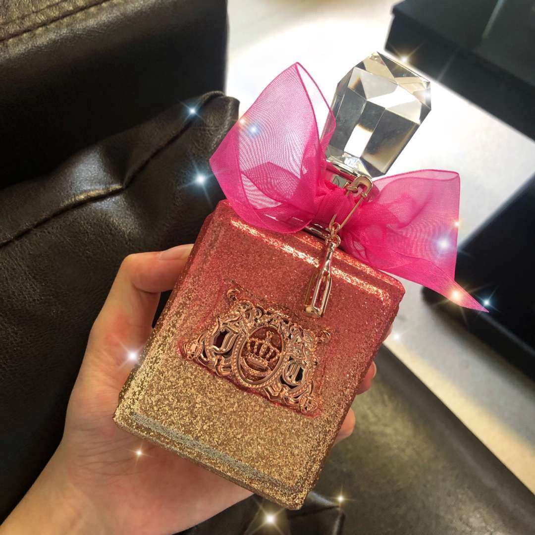 Juicy Couture的橘滋系列玫瑰香水到货开箱~~  