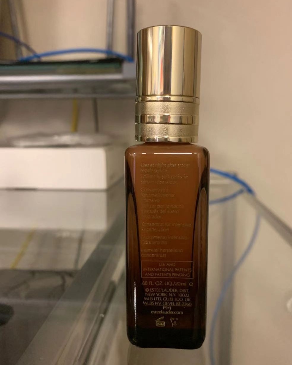 小棕瓶高能精华，你值得拥有  雅诗兰黛小棕瓶精华，就是那种你