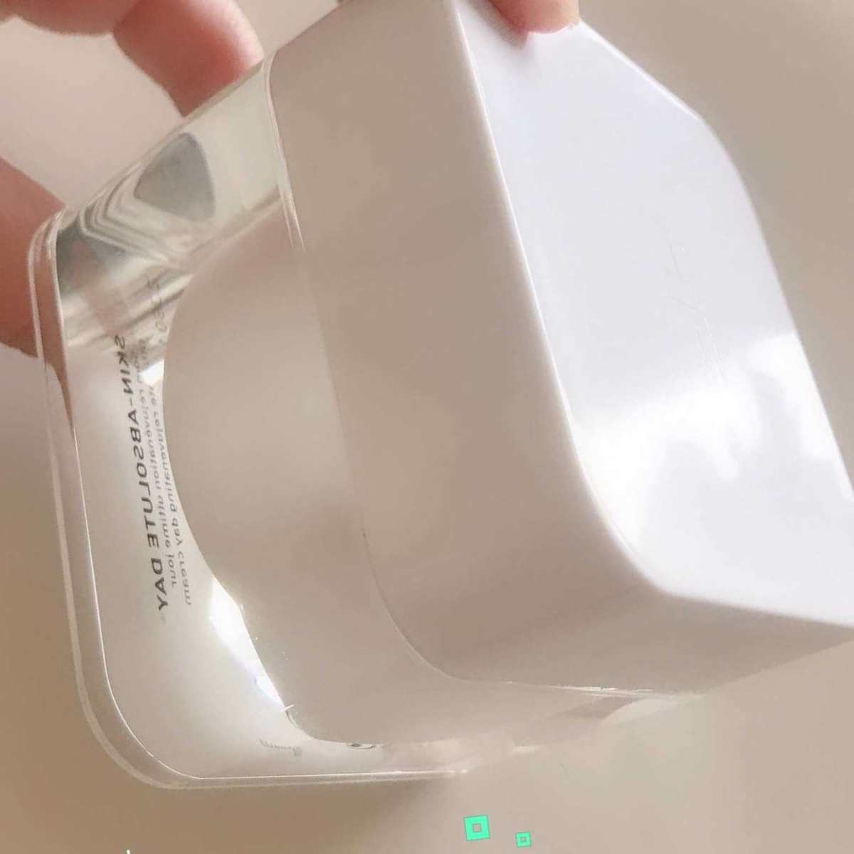 菲洛嘉铁粉来啦～ 今天来介绍一款他家高端产品，紧致抗皱面霜～