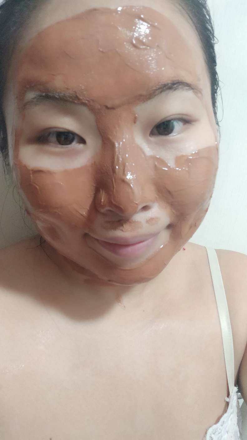 ✨7天面膜挑战---瑞妍红毯面膜  瑞妍是瑞士品牌，跟莱伯妮