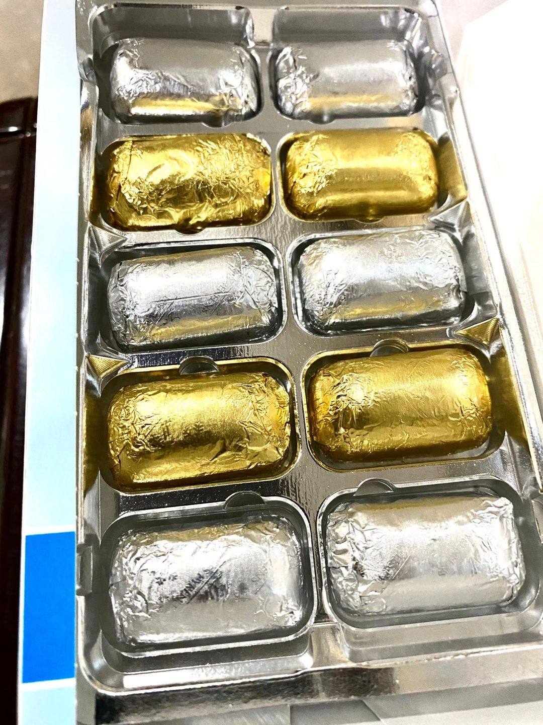 每年只生产一次的法国瑞士莲冰山巧克力，这款是瑞士莲限量发售的
