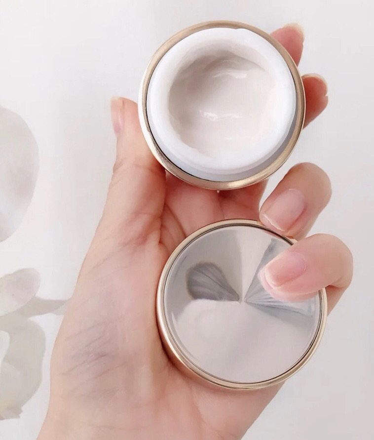 运通卡黑五剁手清单——雅诗兰黛花精粹白金眼霜 💥💥💥�