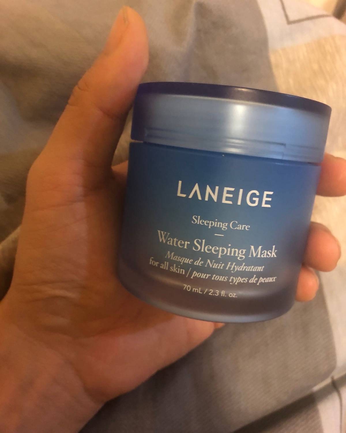 购自美站Laniege，T区出油，听说补补水可缓解。就随便用