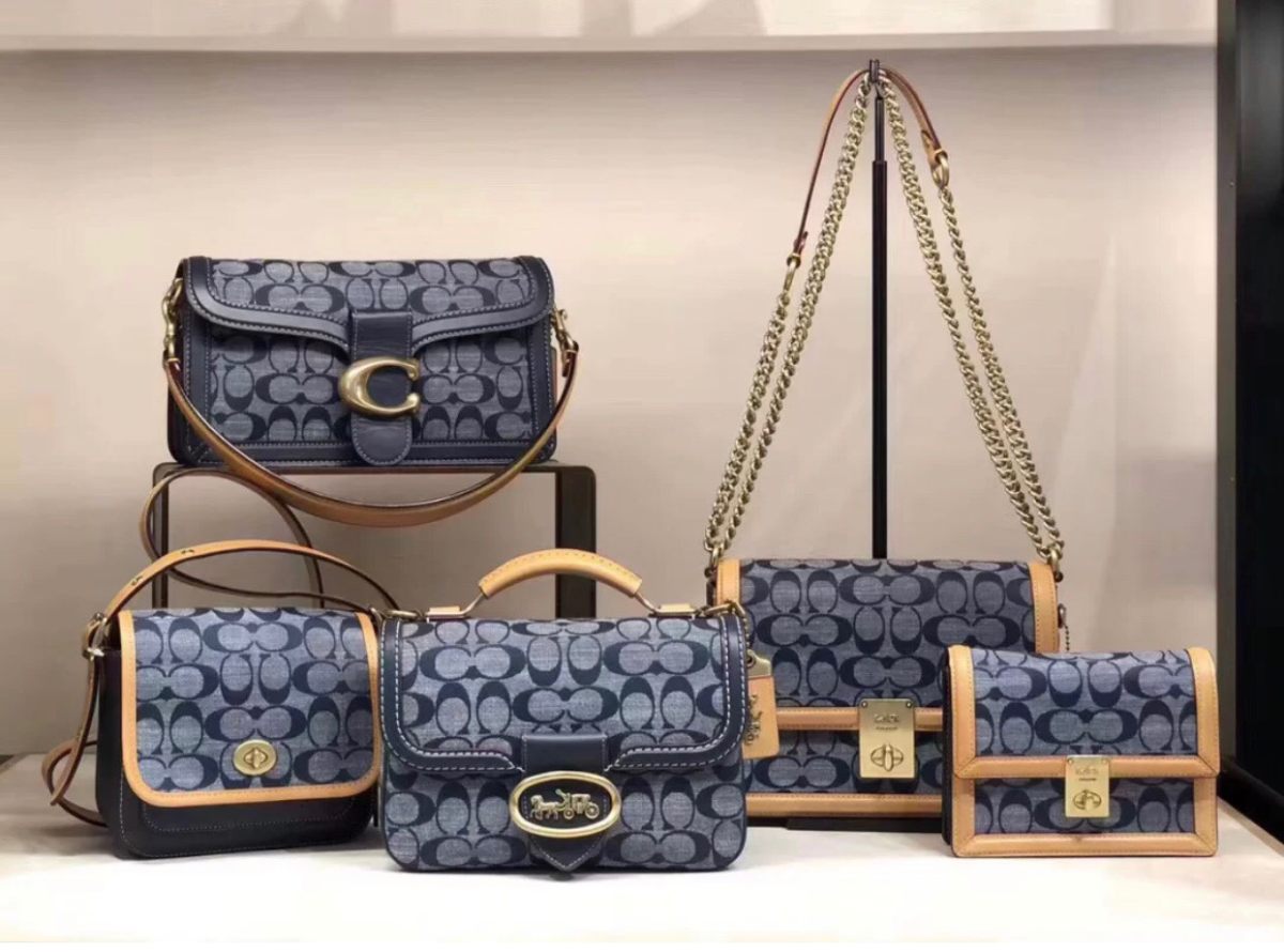 ❤分享喜欢的一款包COACH香布雷 1️⃣容量：26cm×7