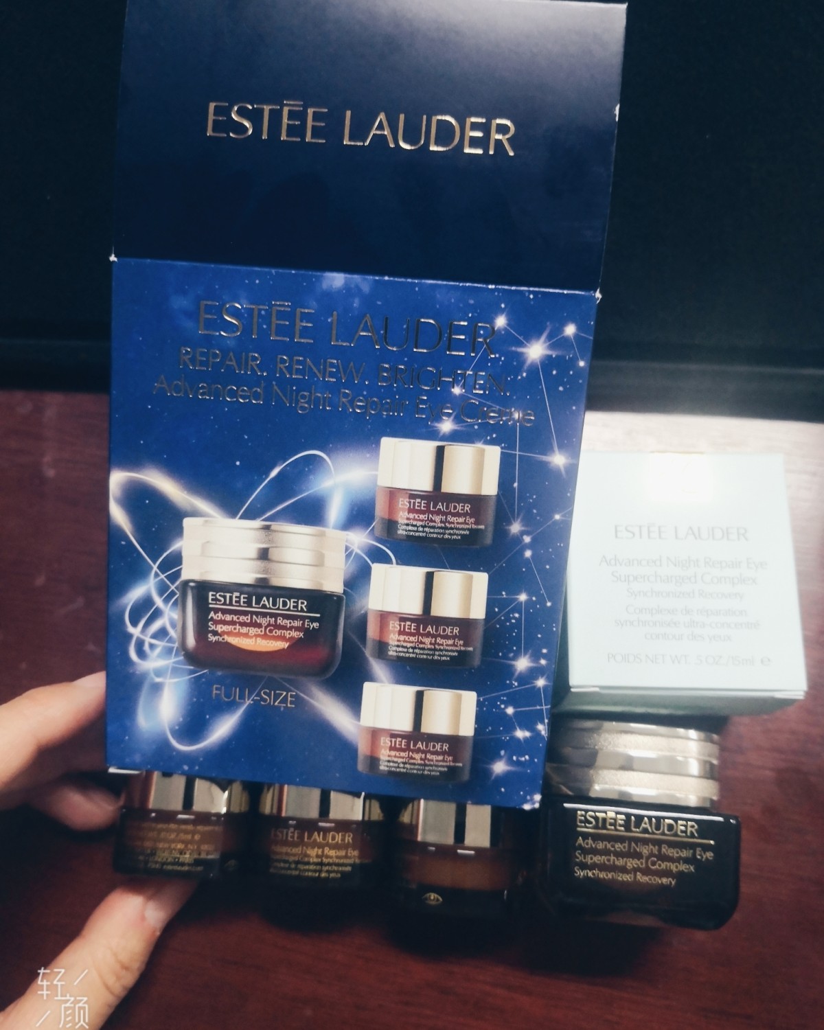🌟超值雅诗兰黛眼霜套盒！ 雅诗兰黛品牌是非常受欢迎的护肤品