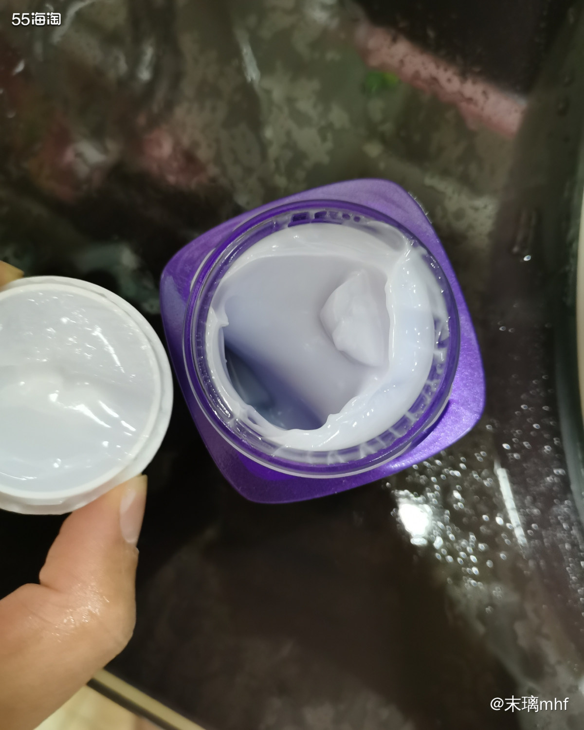 欧莱雅零点霜开了一瓶，很好用的感觉，味道也很香，很滋润噢，干