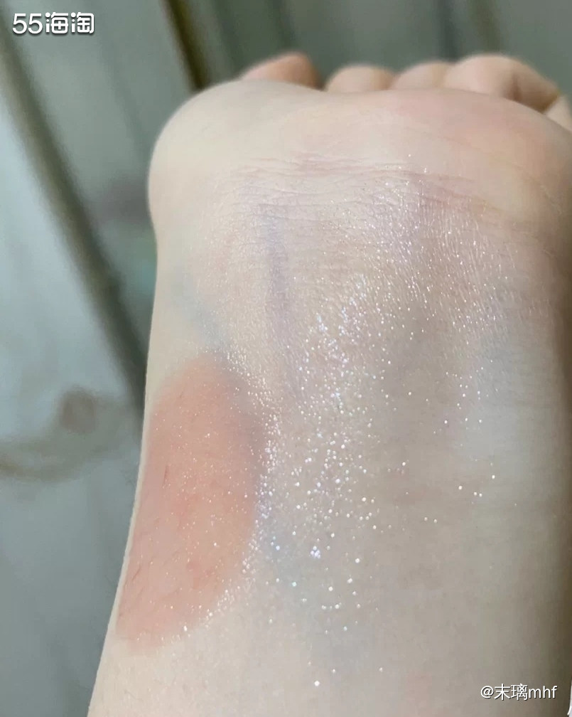 fenty beauty唇釉fussy1.5ml+高光2.8