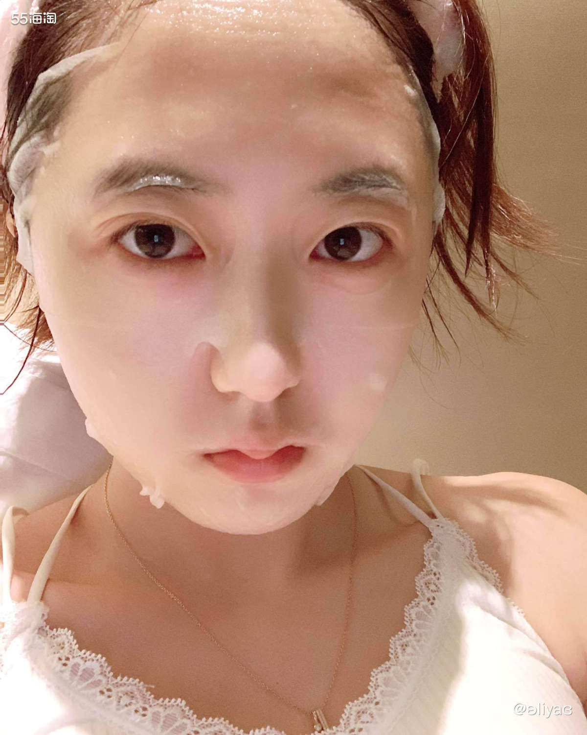 面膜挑战 Day4  在厦门度假躺尸的我终于有空出镜面膜贴了