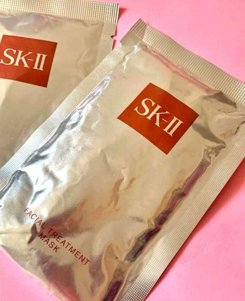 sk2前男友 很贵的贵妇面膜。适合**  油皮专属哦 干皮的