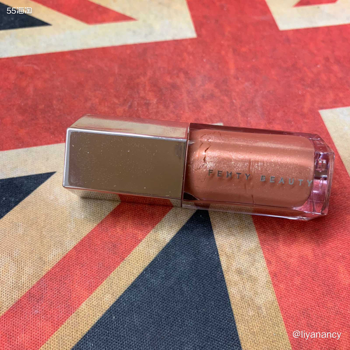 fenty beauty唇釉  ✨如果是我自己买口红，我更喜
