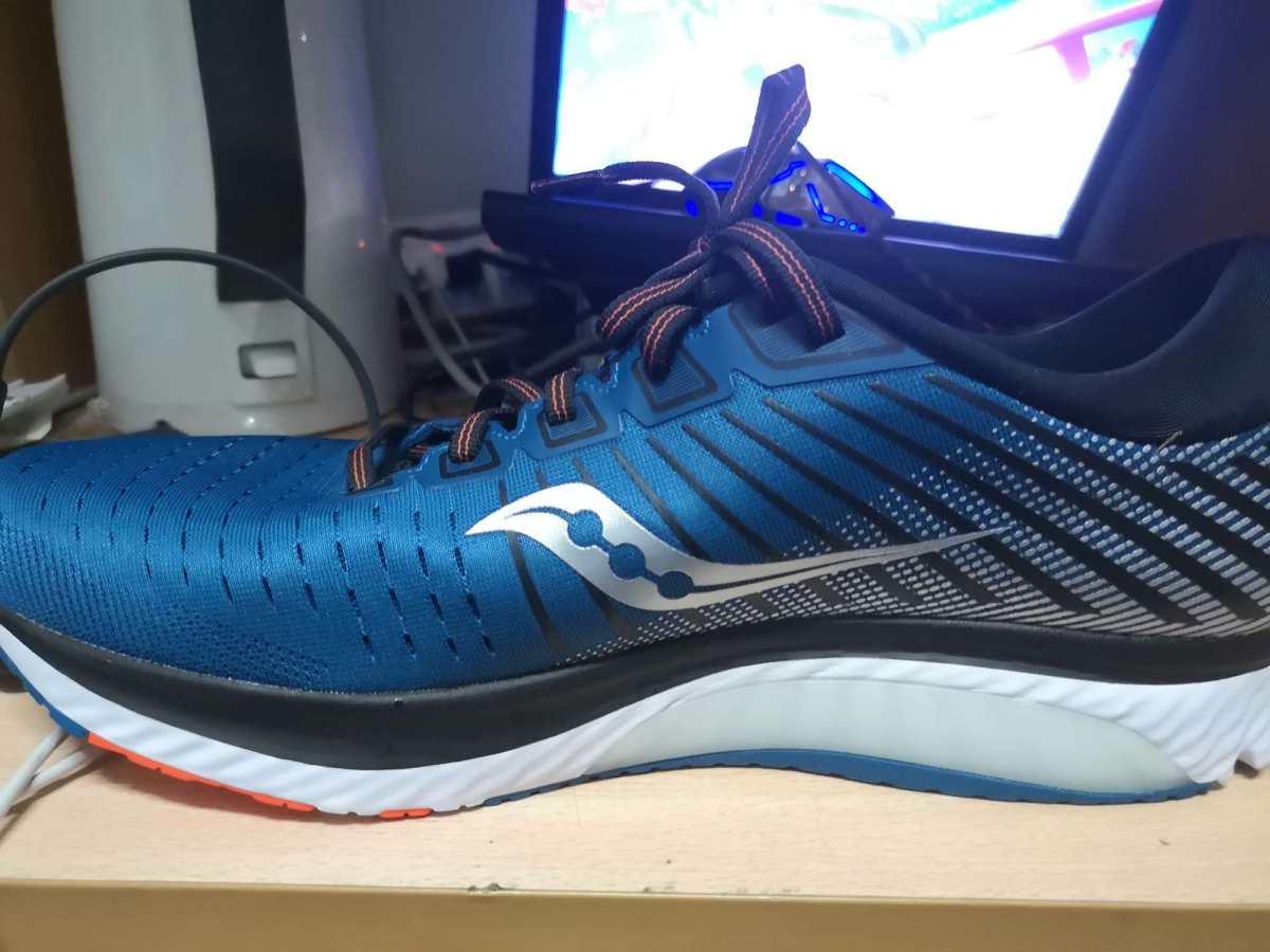 saucony guide 13  中环转运标准线。稳定快速