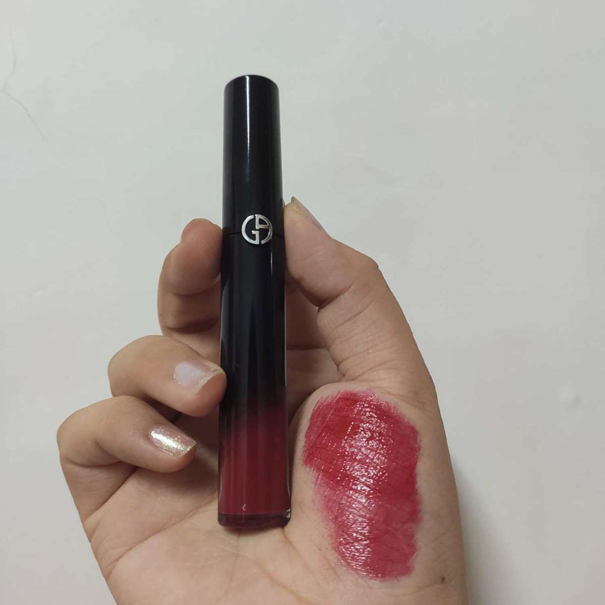 7天口红打卡挑战-day6.  口红是阿玛尼黑管400.  