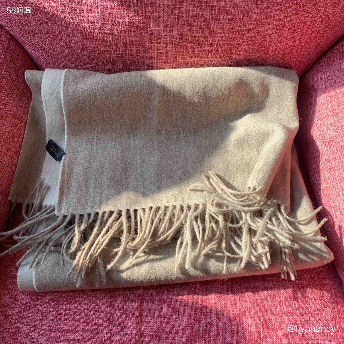 亚麻色羊毛围巾  ✨我的围巾大概分两种色系的，一种就是很鲜艳