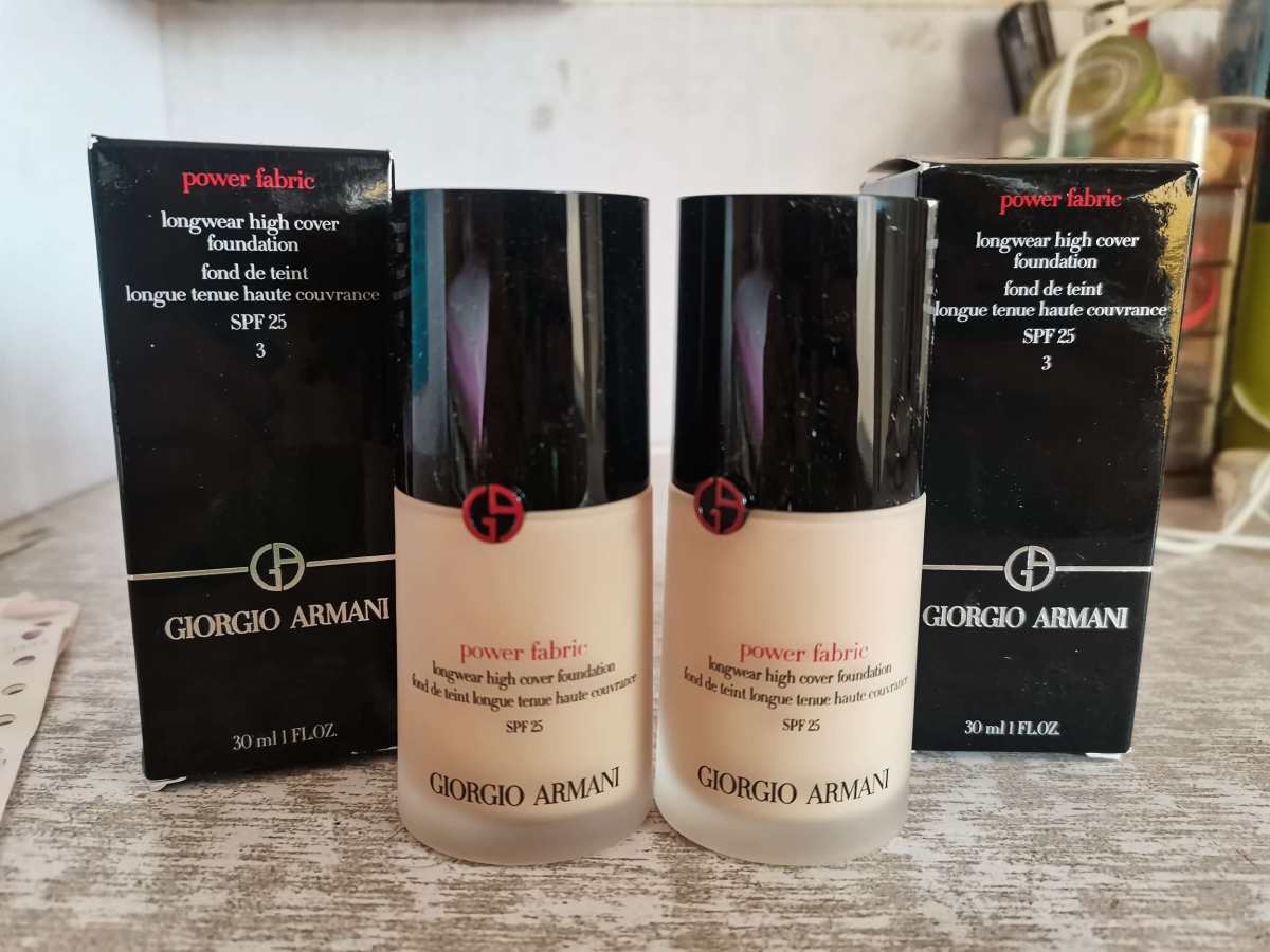 双十一LF英国站入的阿玛尼权利粉底液3号色，新手小白的第一单