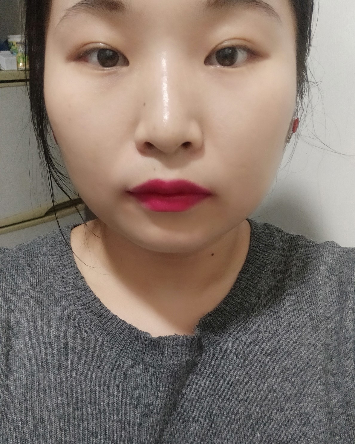 ✨7天口红挑战  我拥有的第一支阿玛尼唇釉是502号色，这是