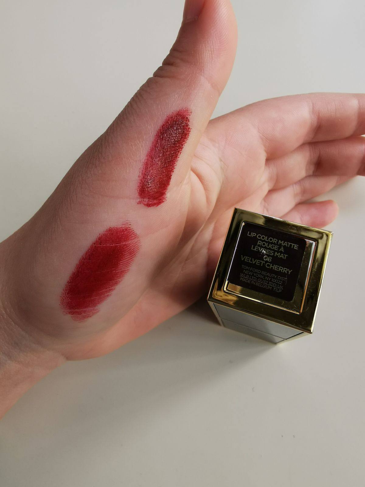 #7天口红挑战#，今天是TF8号VELVET CHERRY，