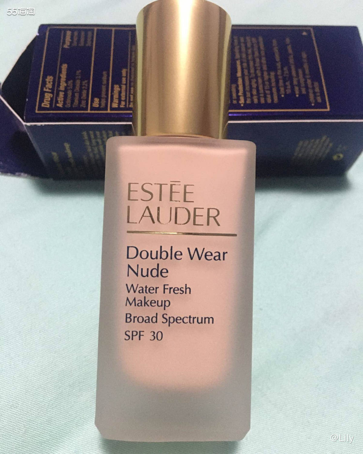 雅诗兰黛DW Nude 粉底液 这款粉底液第一次入手其实是我