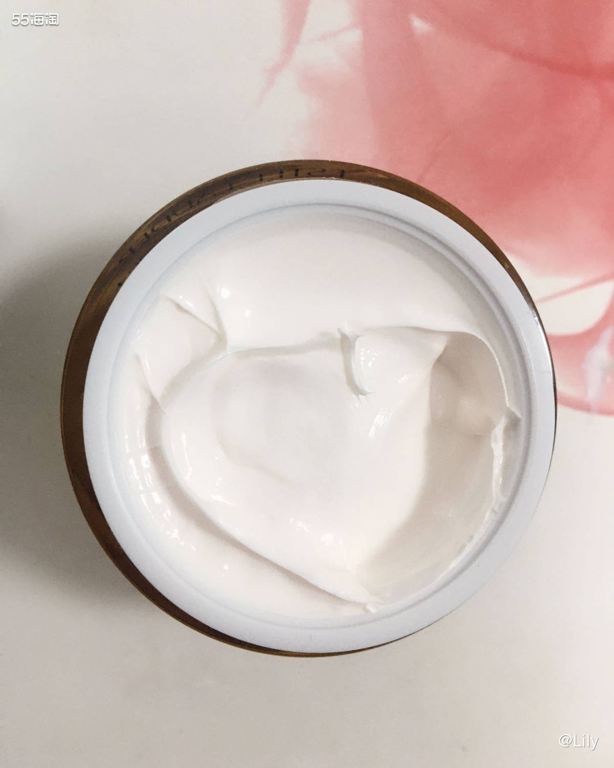 运通卡晒单之智妍带SPF15面霜 首先要说明的是这款面霜是我